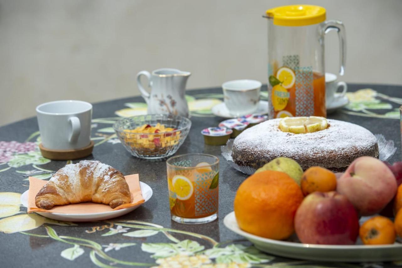 Il Mandorlo Bed & Breakfast Tramonti Bagian luar foto