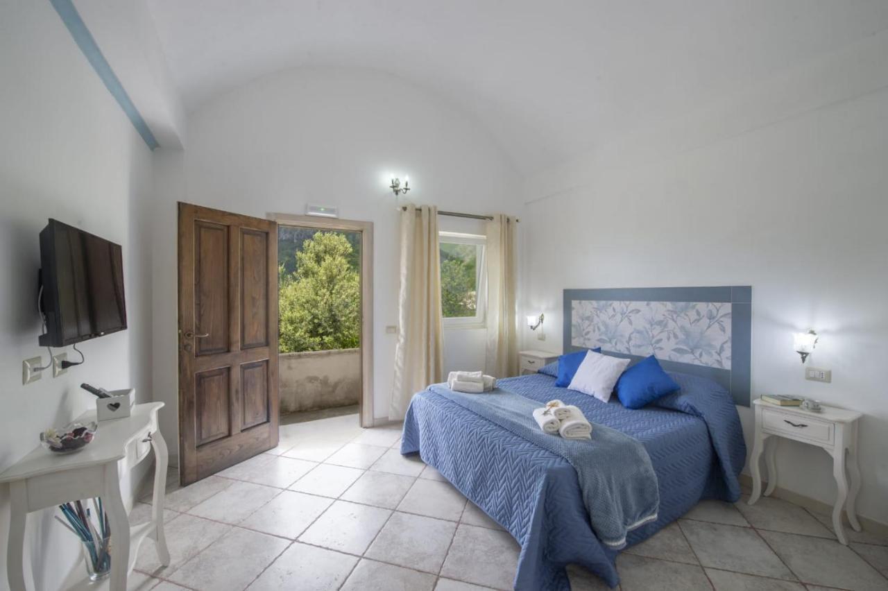 Il Mandorlo Bed & Breakfast Tramonti Bagian luar foto